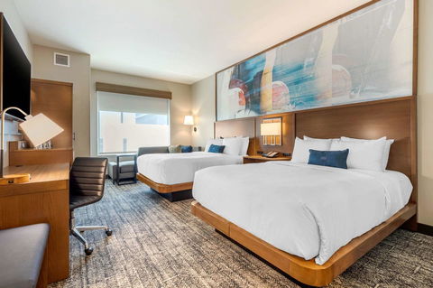 Cambria Hotel Bettendorf - Quad Cities - LBG 33