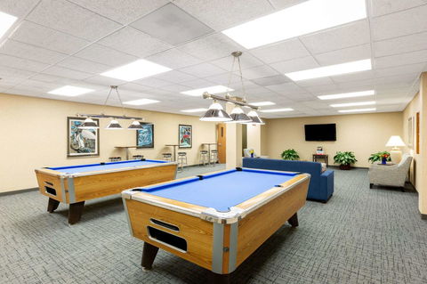 Baymont By Wyndham Des Moines Airport - LBG 43