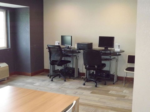 MICROTEL Inn And Suites - Ames - LBG 15