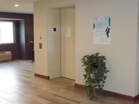 MICROTEL Inn And Suites - Ames - LBG 3