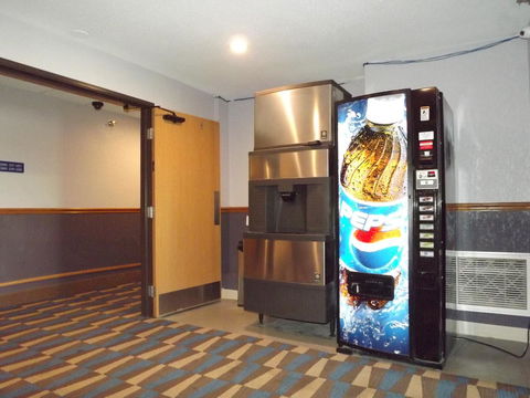 MICROTEL Inn And Suites - Ames - LBG 30