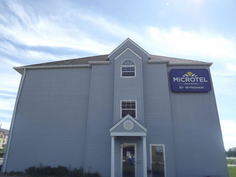 MICROTEL Inn And Suites - Ames - LBG 31