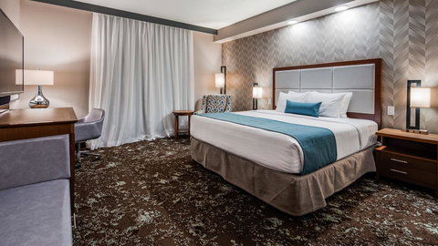 Best Western Premier Ankeny Hotel - LBG 19