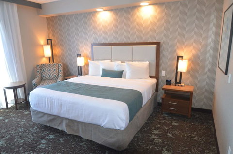 Best Western Premier Ankeny Hotel - LBG 31