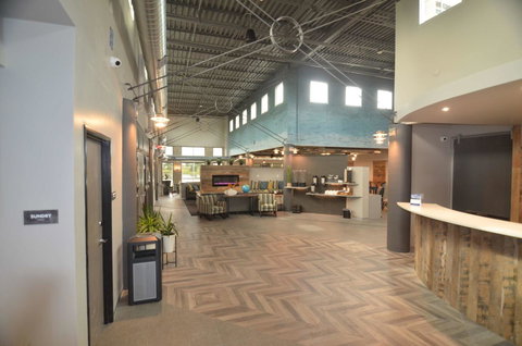 Best Western Premier Ankeny Hotel - LBG 36