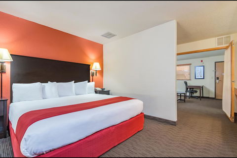 AmericInn By Wyndham Ames - LBG 8