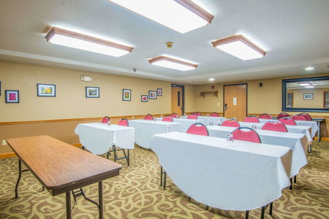 AmericInn By Wyndham Ames - LBG 29