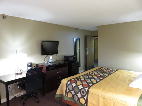 Super 8 By Wyndham Ankeny/Des Moines Area - LBG 11
