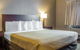 Econo Lodge Ames - thumb 9