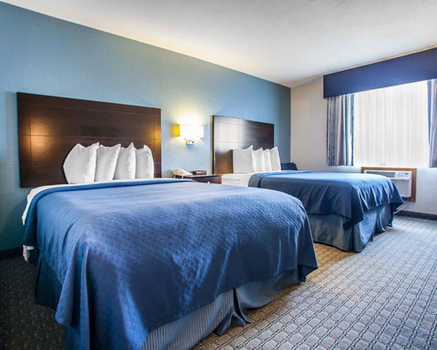 Quality Inn & Suites Ankeny - LBG 20