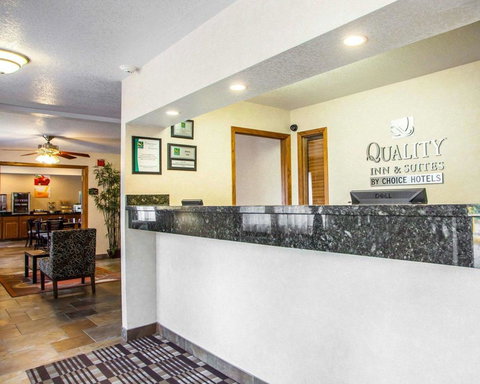 Quality Inn & Suites Ankeny - LBG 22