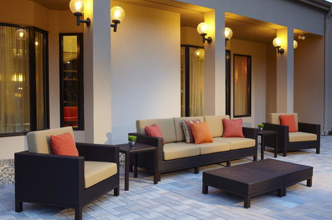 Courtyard Bettendorf Quad Cities - LBG 4