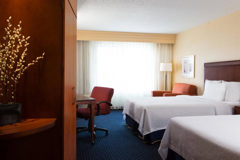 Courtyard Des Moines Ankeny - LBG 13