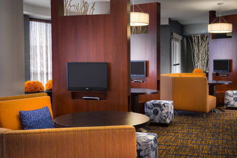 Courtyard Des Moines Ankeny - LBG 6