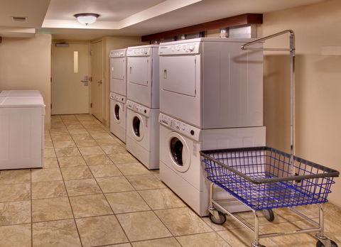 Staybridge Suites Davenport - LBG 9