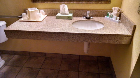 Best Western Angus Inn - LBG 4