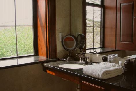 The Eldridge Hotel - LBG 12
