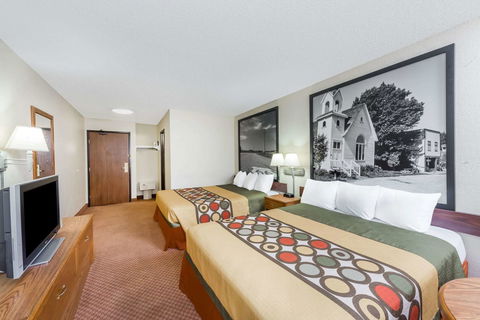 Super 8 By Wyndham Dodge City - LBG 15