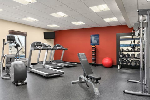 Hampton Inn Lawrence - LBG 23