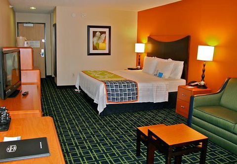 Fairfield Inn Hays - LBG 3