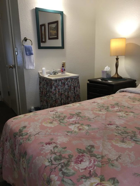 The Courtland Hotel & Spa - LBG 37