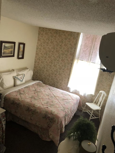 The Courtland Hotel & Spa - LBG 16