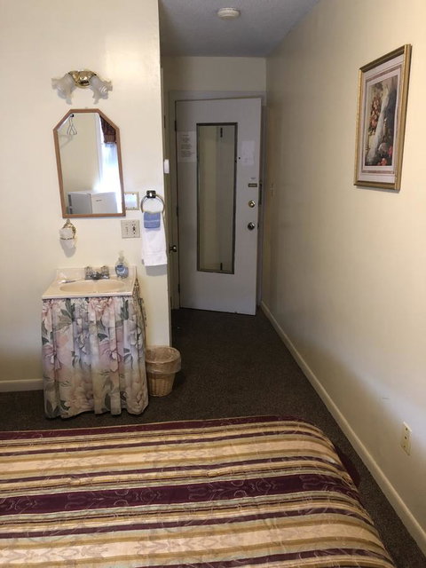 The Courtland Hotel & Spa - LBG 7