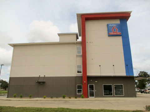 Studio 6 Port Allen, LA â€“ Baton Rouge I-10 - LBG 30