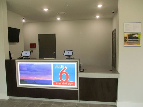 Studio 6 Port Allen, LA â€“ Baton Rouge I-10 - LBG 36