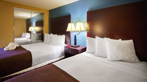 Best Western Magnolia Manor - LBG 13
