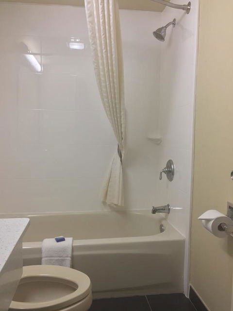 Best Western Magnolia Manor - LBG 17