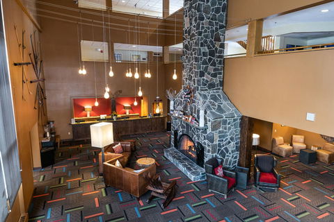 Grand Summit Hotel - LBG 38