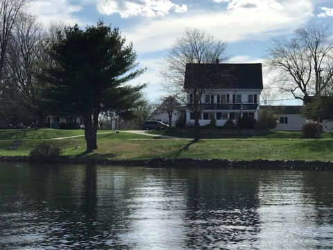 Pleasant Lake House B&B - LBG 1
