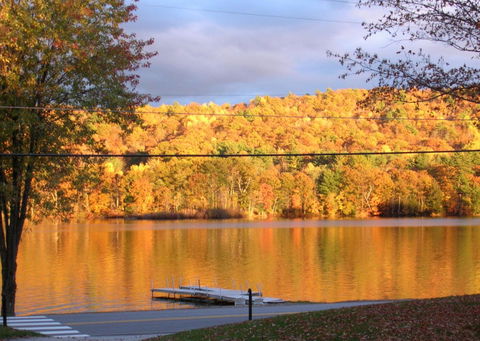 Pleasant Lake House B&B - LBG 27