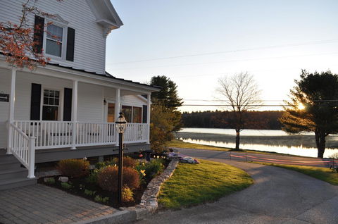 Pleasant Lake House B&B - LBG 22
