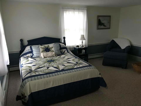 Pleasant Lake House B&B - LBG 13
