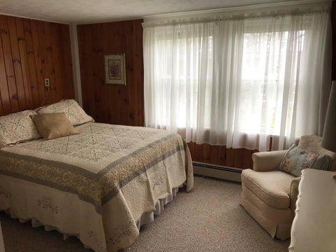 Pleasant Lake House B&B - LBG 7