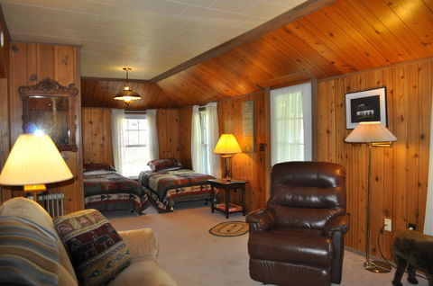 Pleasant Lake House B&B - LBG 40