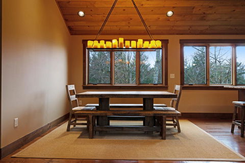 Mountain Estate Family Getaway - LBG 30
