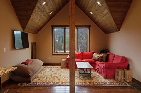 Mountain Estate Family Getaway - LBG 40