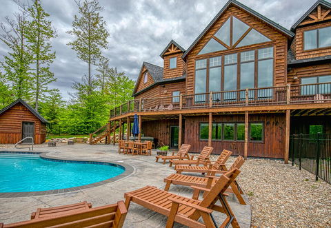 Mountain Estate Family Getaway - LBG 1