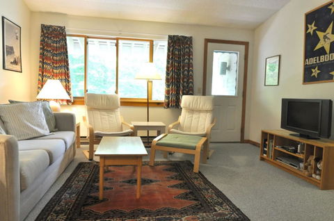 Slopeside: Cascades C-10 - LBG 5