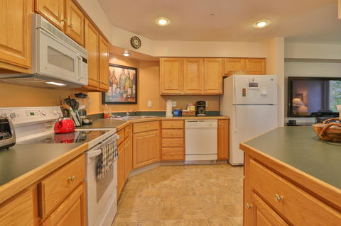 Locke Mountain D1 - LBG 34