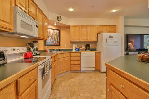 Locke Mountain D1 - LBG 35