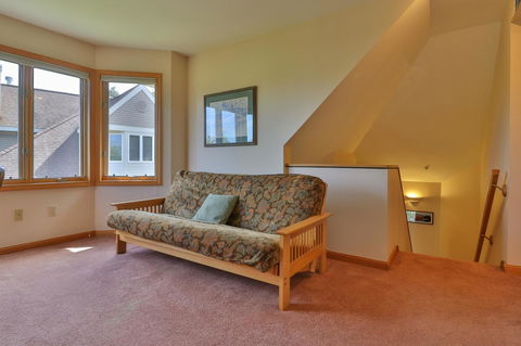 Locke Mountain D1 - LBG 21