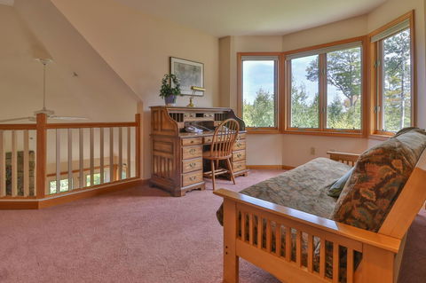 Locke Mountain D1 - LBG 18