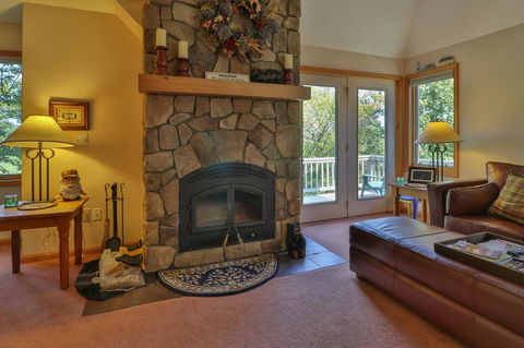 Locke Mountain D1 - LBG 2