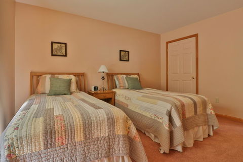 Locke Mountain D1 - LBG 25