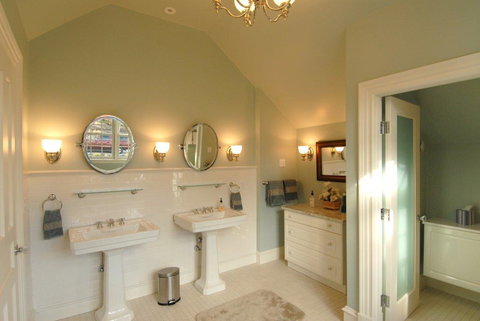 Magnificent Waterfront Estate - LBG 16