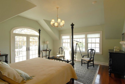 Magnificent Waterfront Estate - LBG 7